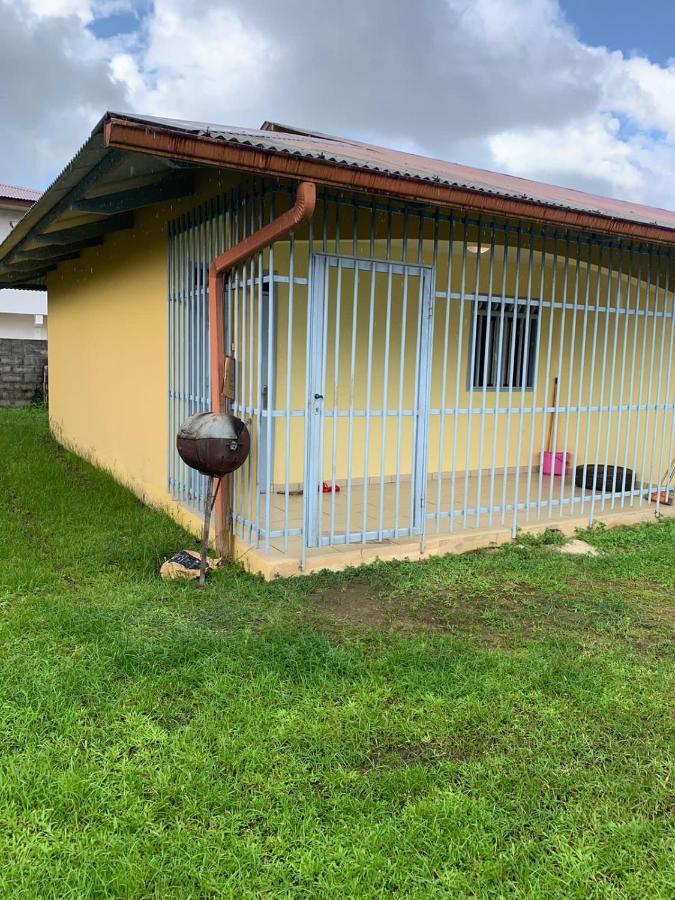 St-Laurent St-Maurice Confort T2 A แซงต์โลรองต์ ดู มาโรนี ภายนอก รูปภาพ